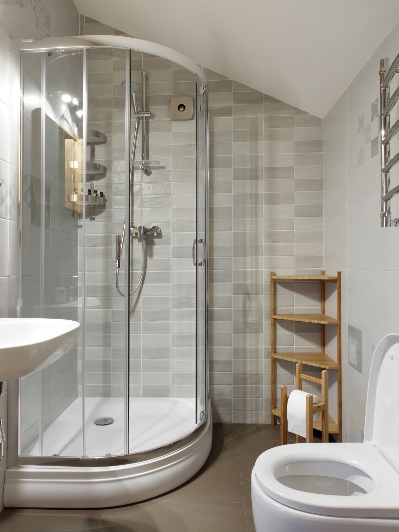 complete bathroom fitter N4 3PZ